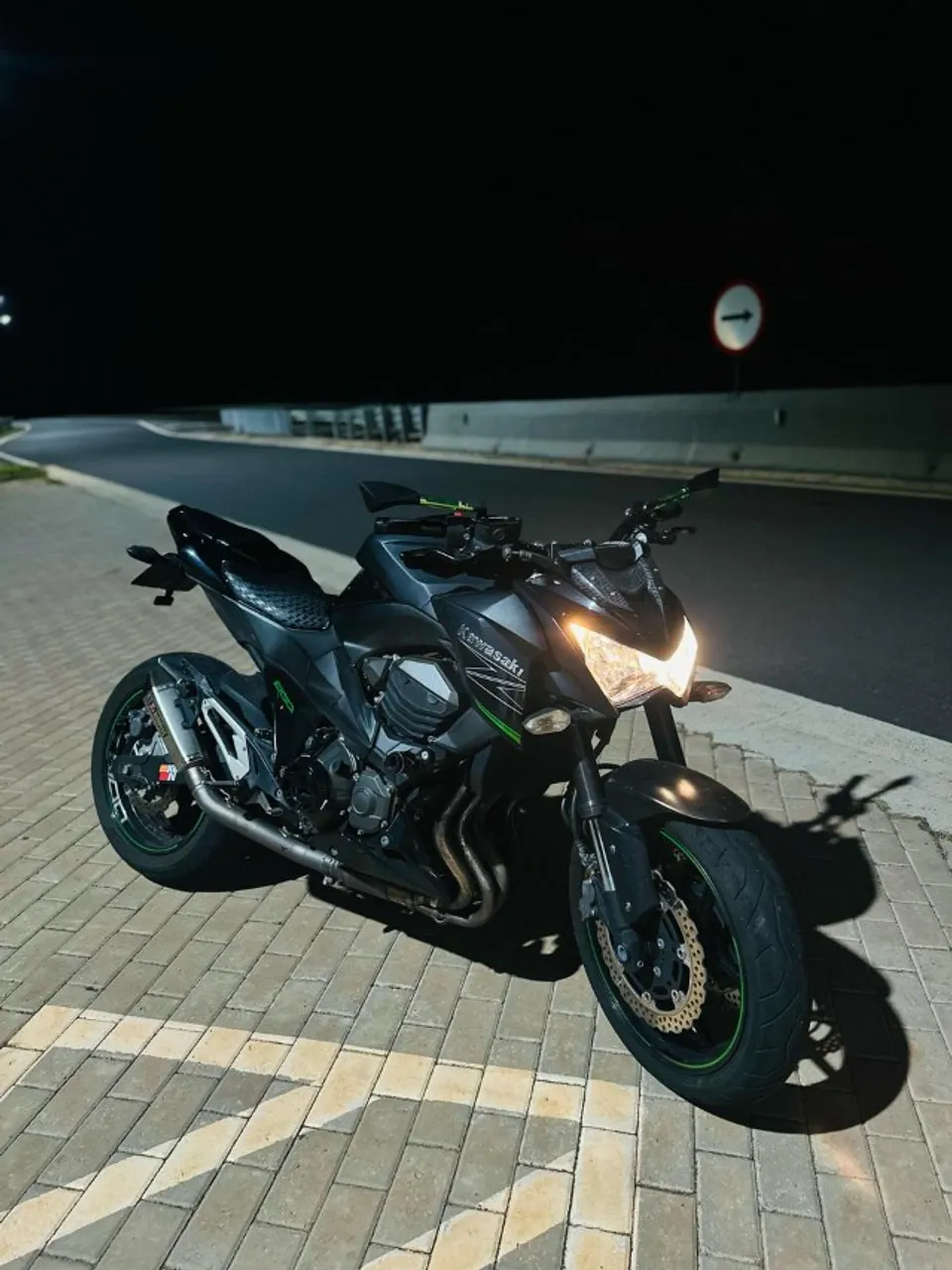 Motos KAWASAKI Z-800 no Brasil