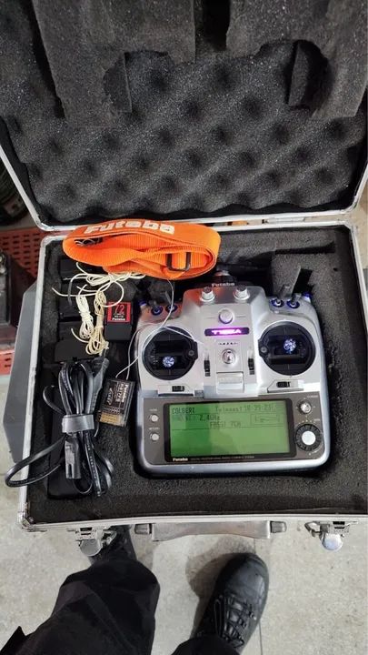 Rádio Futaba para aeromodelos - Foto 3