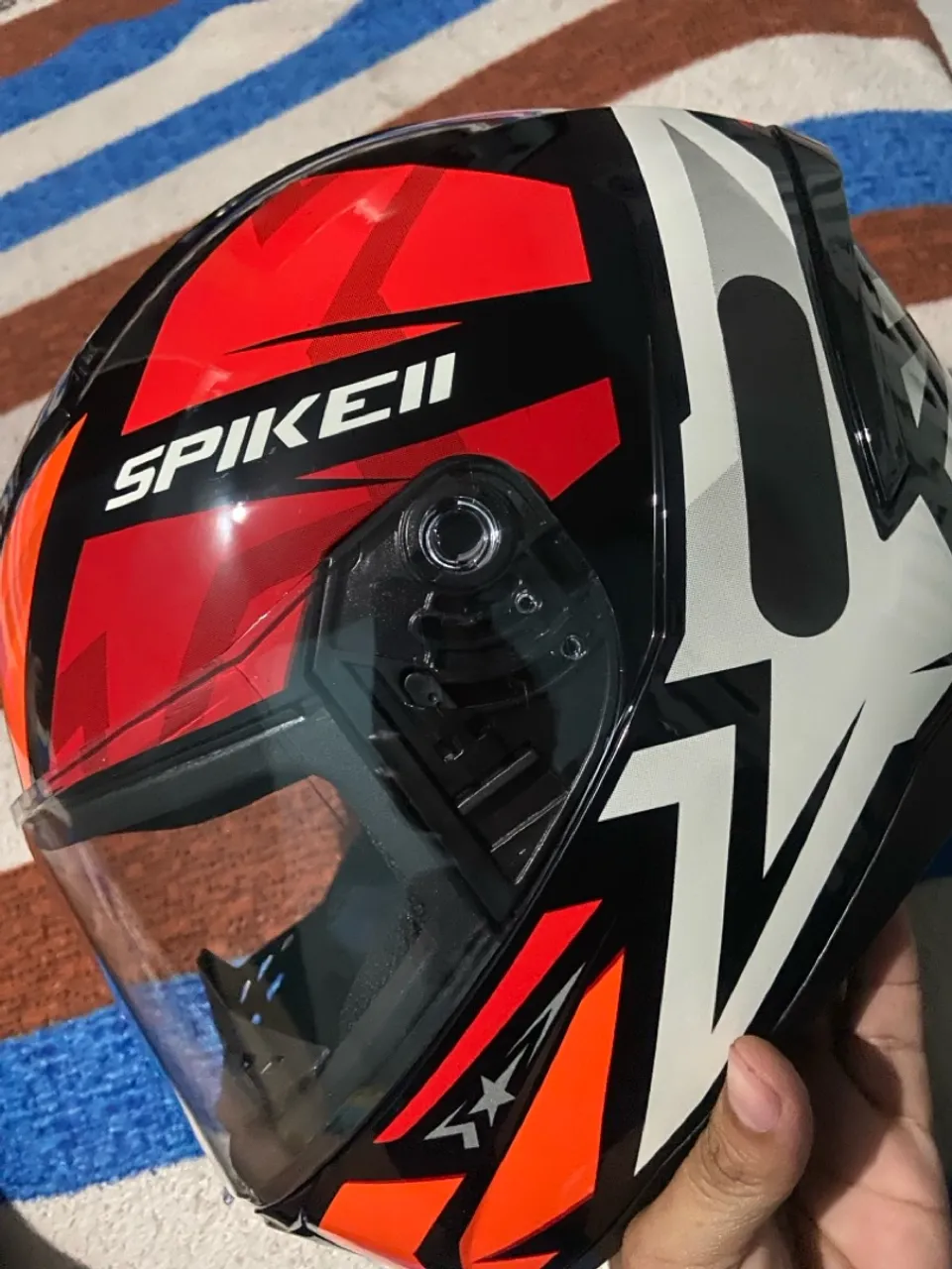 Capacete Spike II - N 58 Design Moderno e Segurança