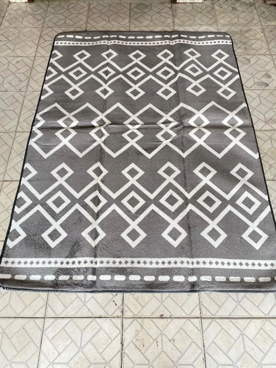 Tapete Preto e Branco - Estilo Moderno - Foto 2