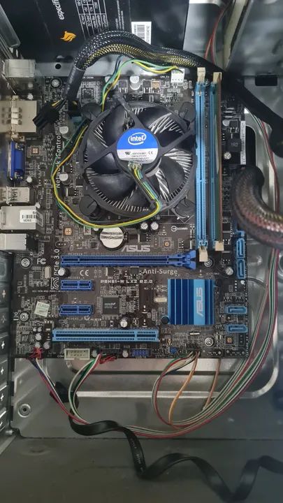 Kit core i5 3 geração i5 3330 2g RAM ddr3  ppaca mãe Asus 