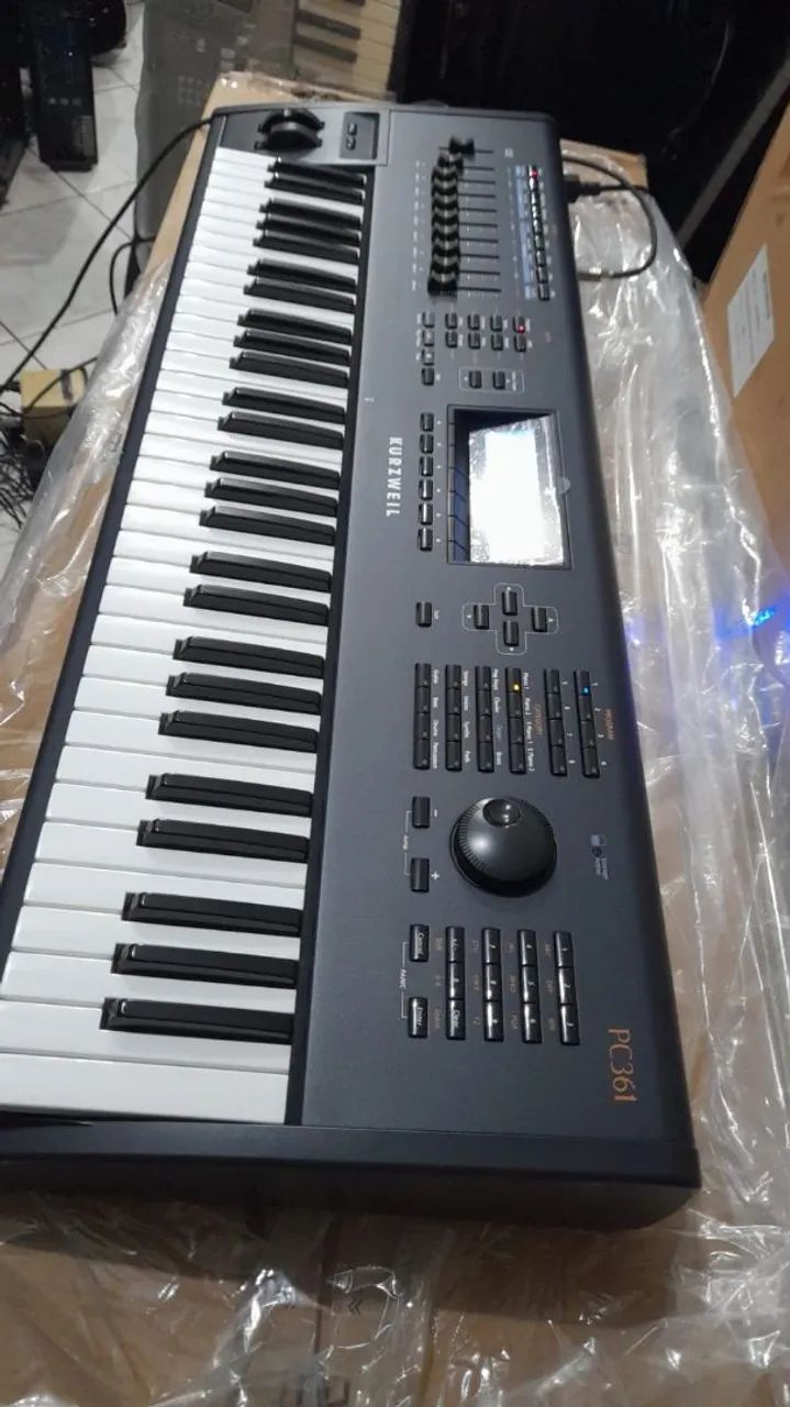 Teclado kurzweil pc361 