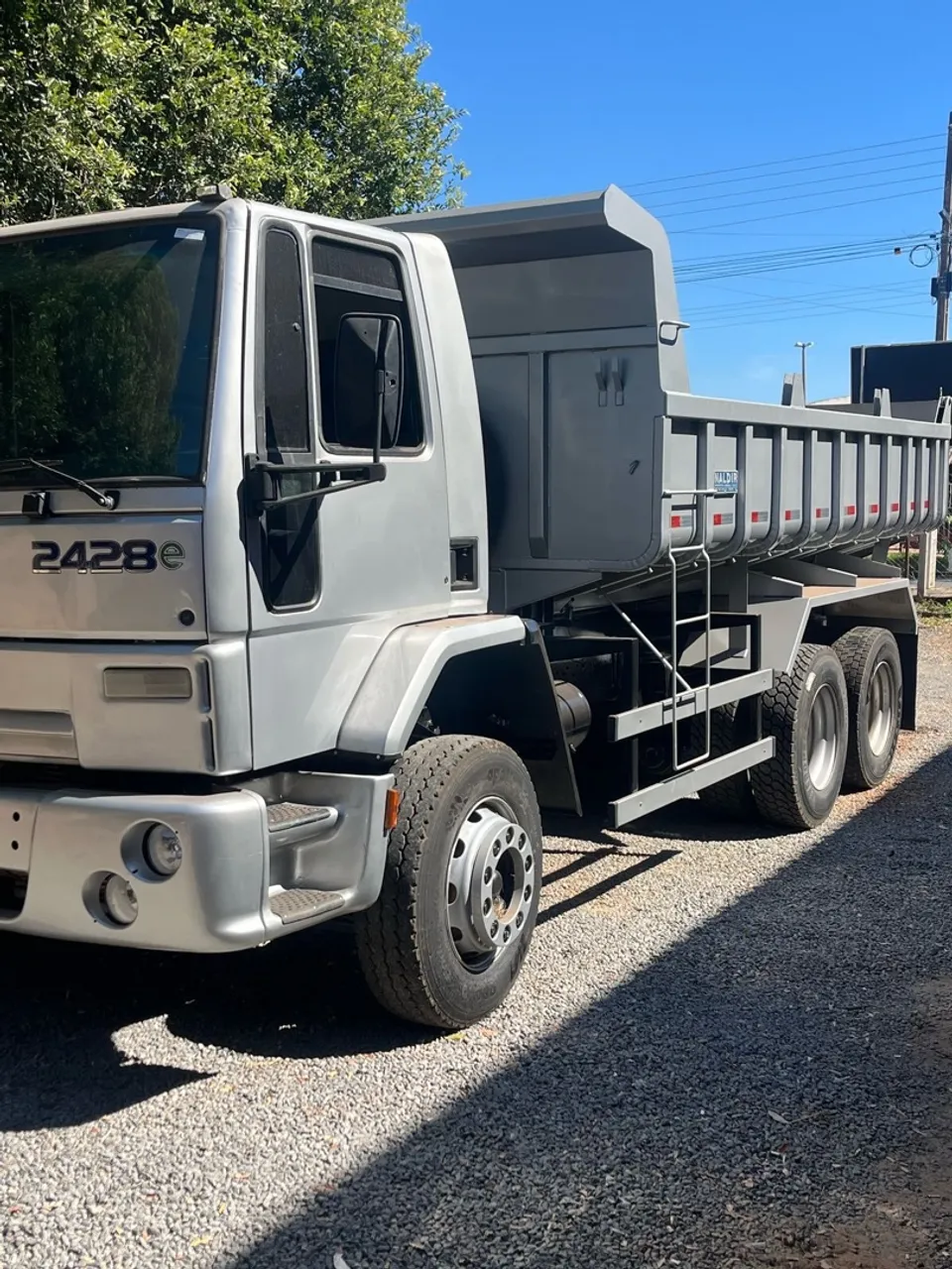 Ford Cargo 2428E Caçamba