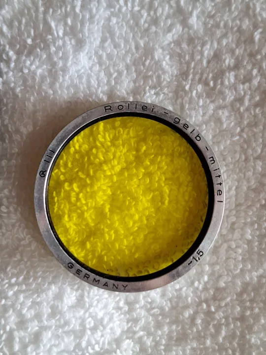 Filtro Amarelo Rollei gelb mittel 1.5 para Câmera com case