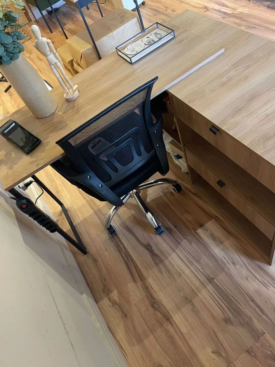 Mesa en forma de L + consola64960525809795121