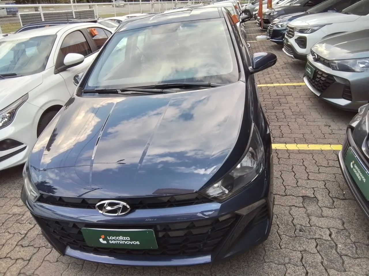 Hyundai HB20S Comfort 1.0 Flex 12V Mec., foto 2 de 11