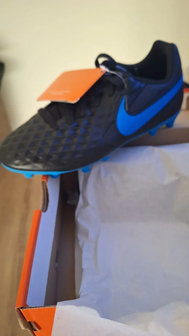 Chuteira Nike Campo