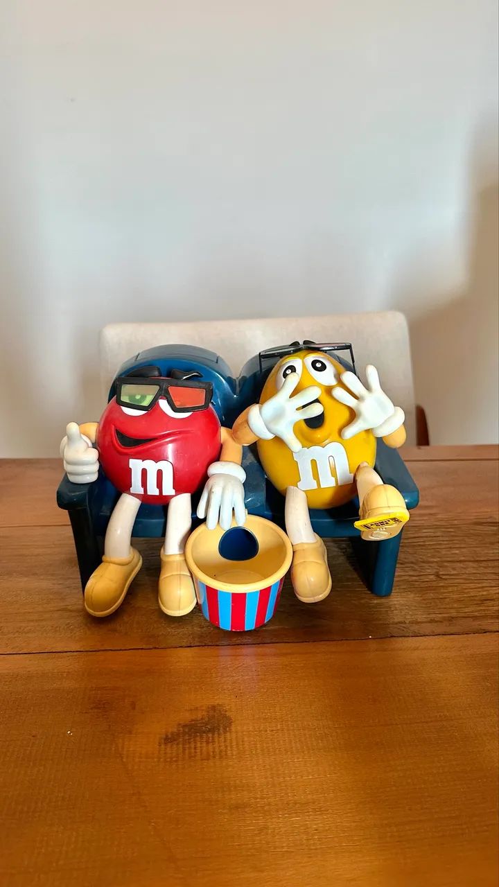 dispenser m&ms
