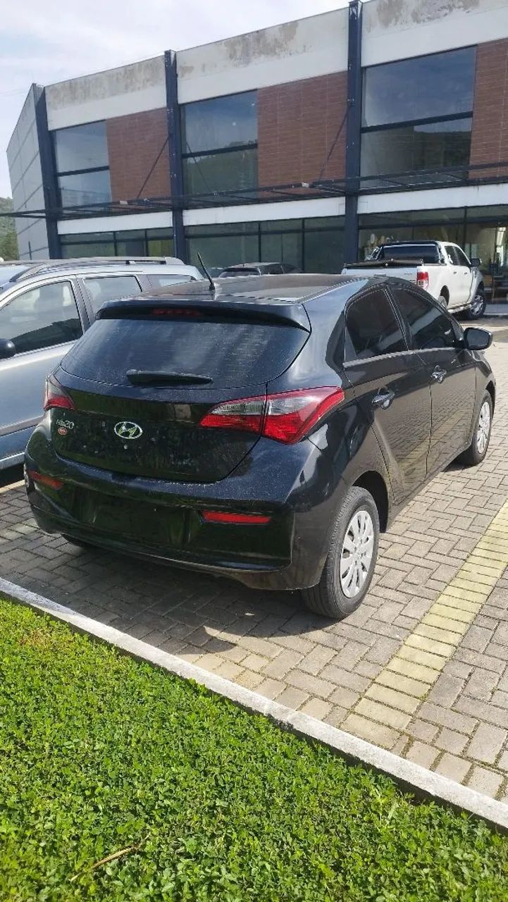Hyundai HB20 Unique 1.0 Flex 12V Mec. 2019 - Foto 3