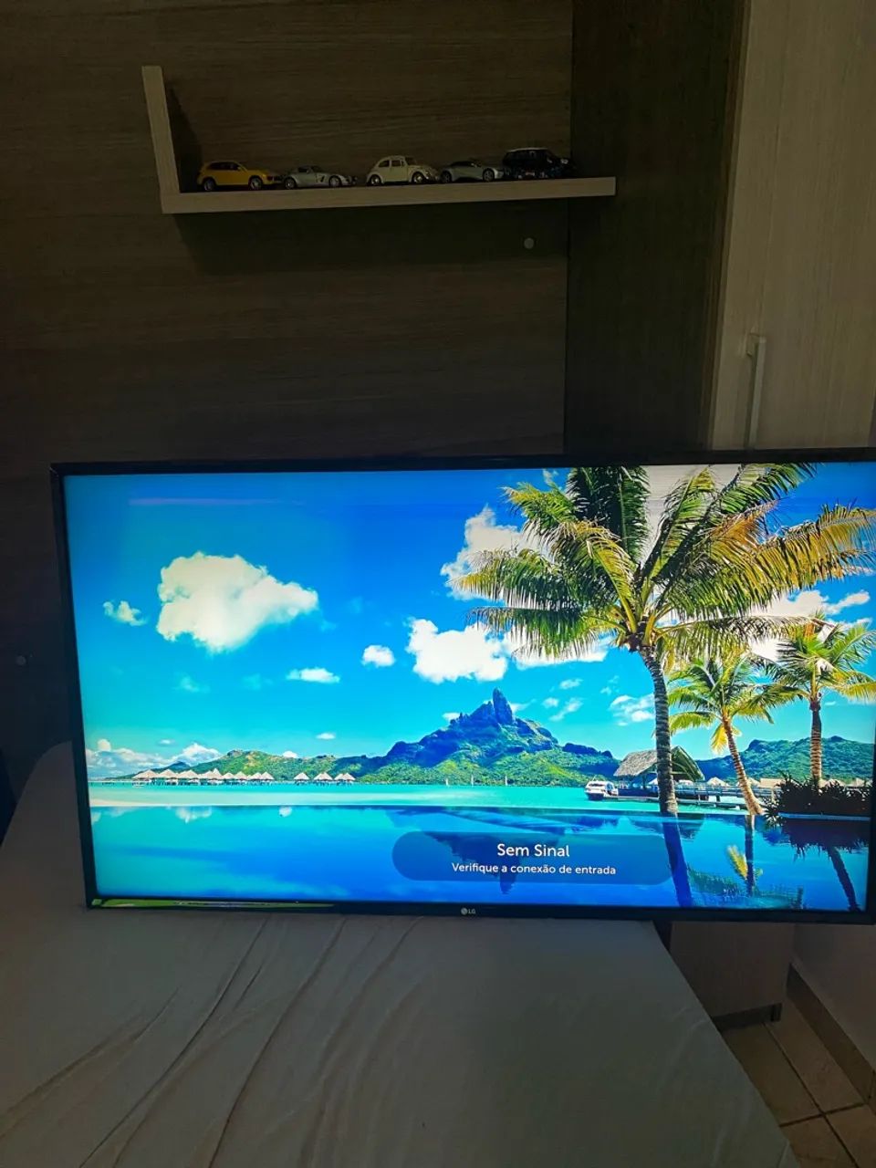 Smart TV LG 49 polegadas imagem tremendo