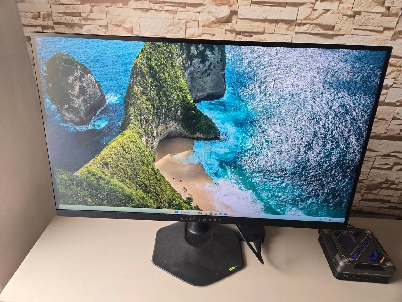 Monitor Alienware 27 QuadHD IPS 180hz