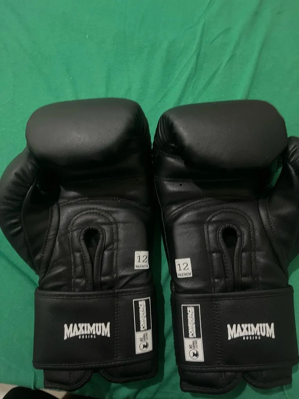 Luvas de Boxe Maximum Boxing - Preta e Branca - Foto 4