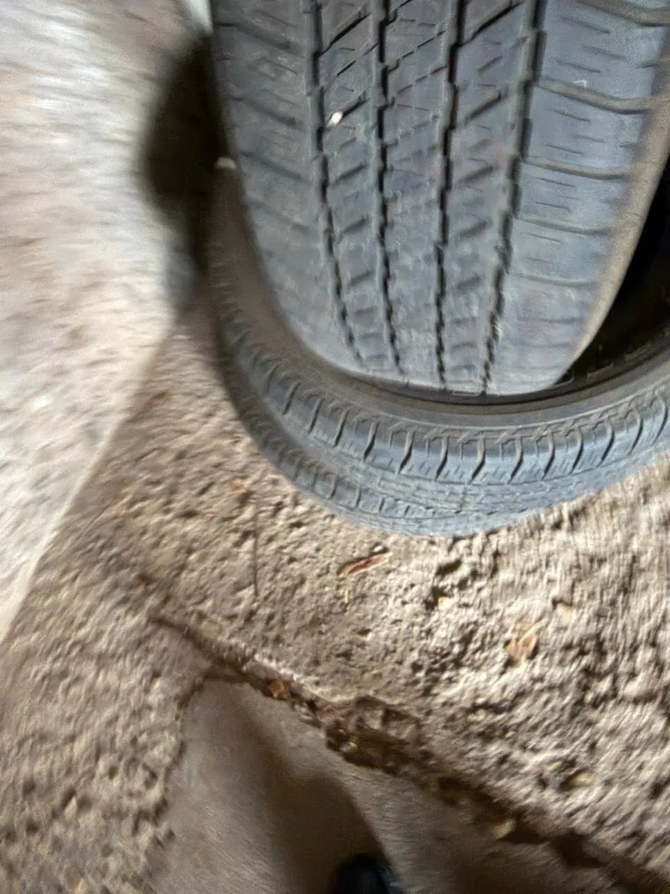 Vendo Pneu  - Foto 2