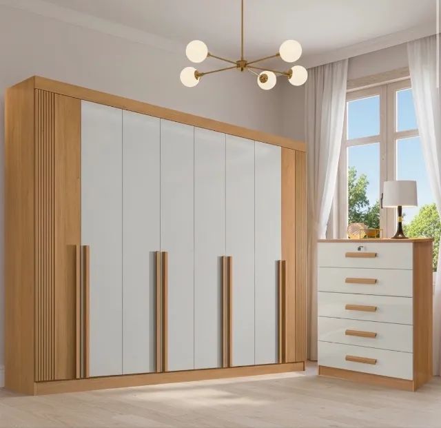 Conjunto Guarda-Roupa Imperial 8 Portas com Cômoda