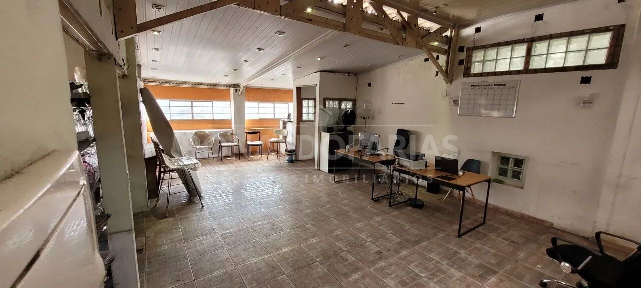 Conjunto comercial com 400 m².9 salas na Washington Luiz