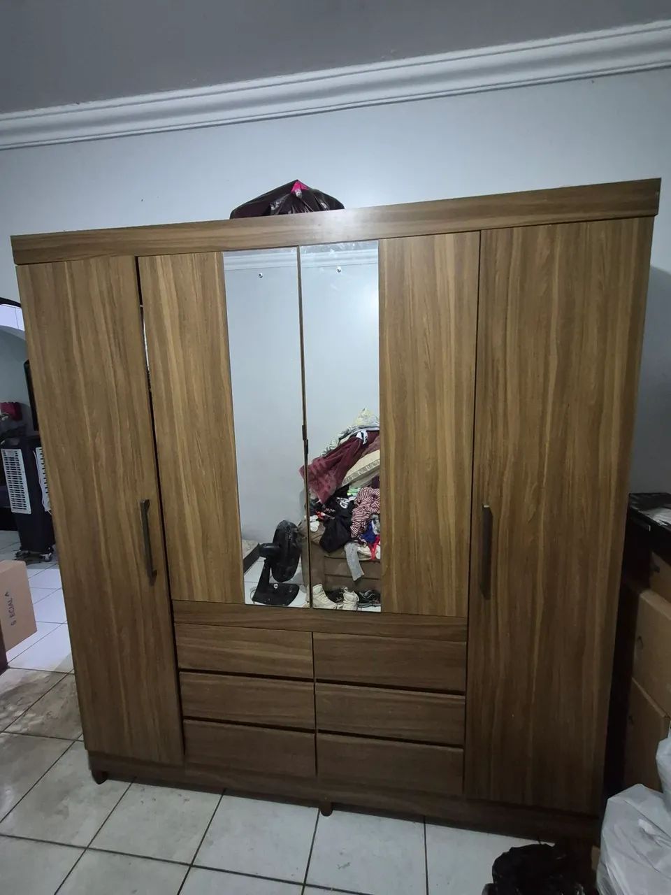Guarda roupa de casal 