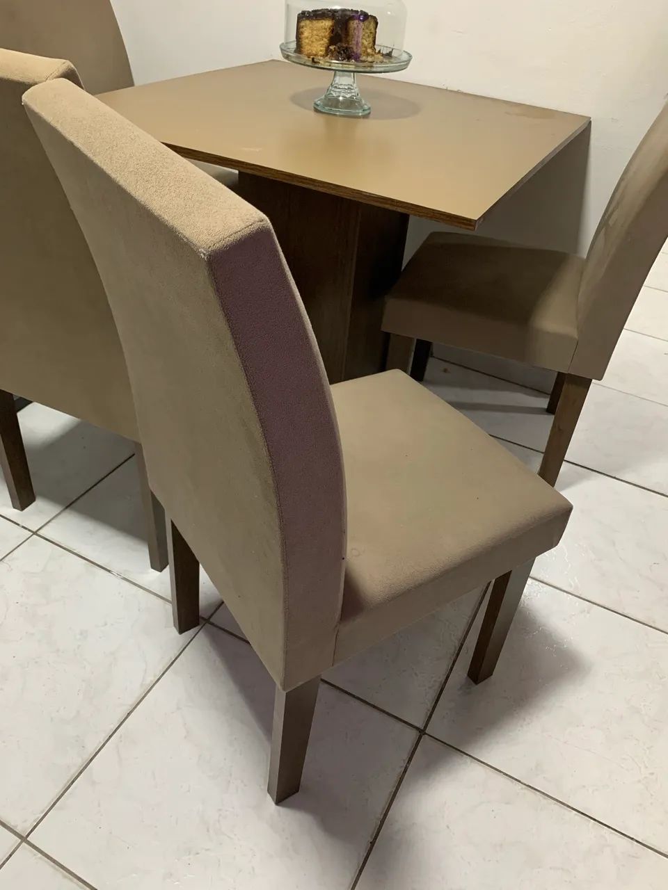 Mesa de jantar com 4 cadeiras - Foto 3