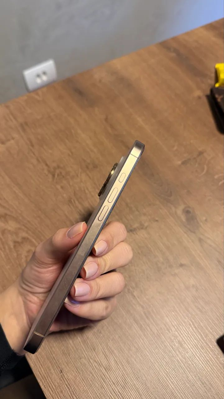 iPhone 16 pro max 256GB - Foto 2