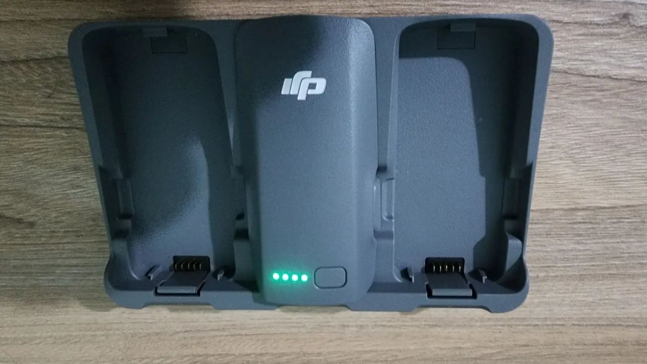 Hub de carregamento e 1 Bateria nova Dji