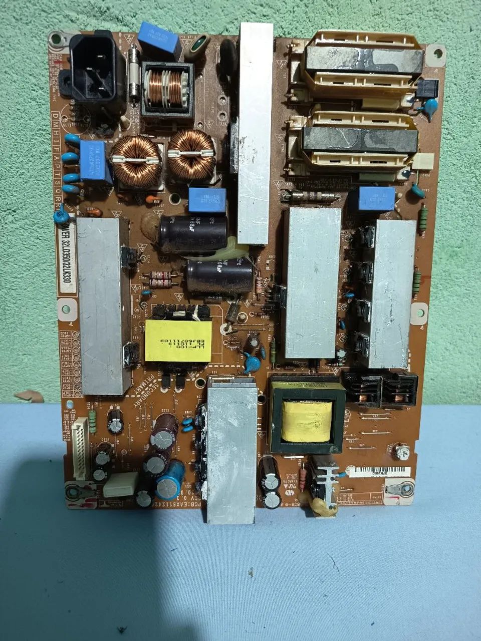 Placa de potência da TV LG modelo 32LK450