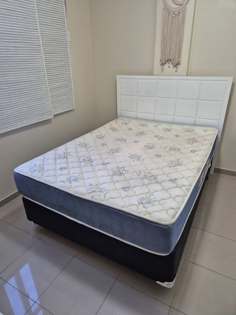 Cama box e colchão Castor casal com cabeceira
