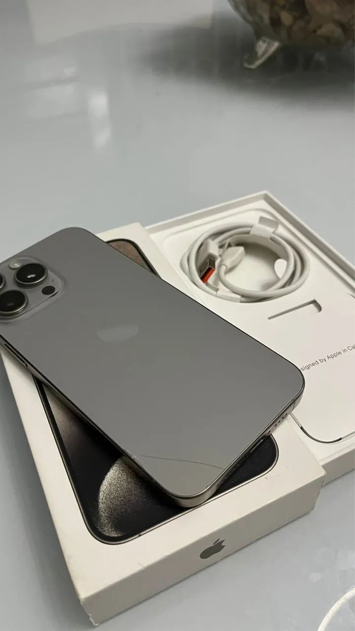 iphone 15 pro max 256gb - Celulares e Smartphones - Maraponga