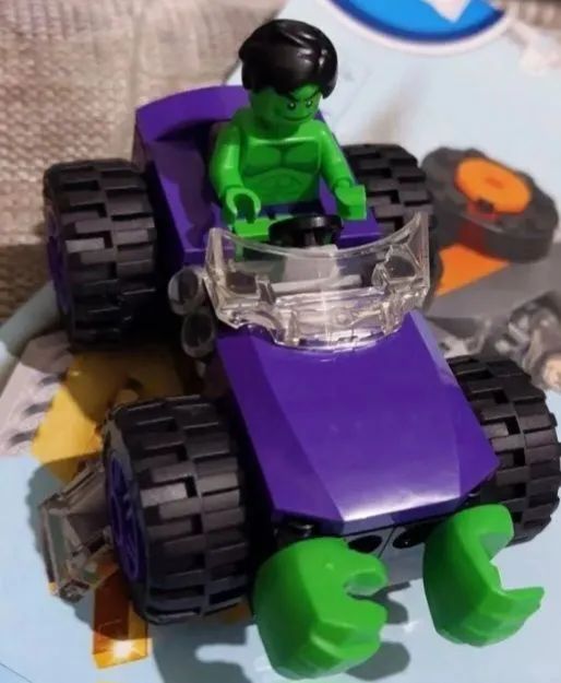 Lego Homem Aranha e Hulk - Foto 4