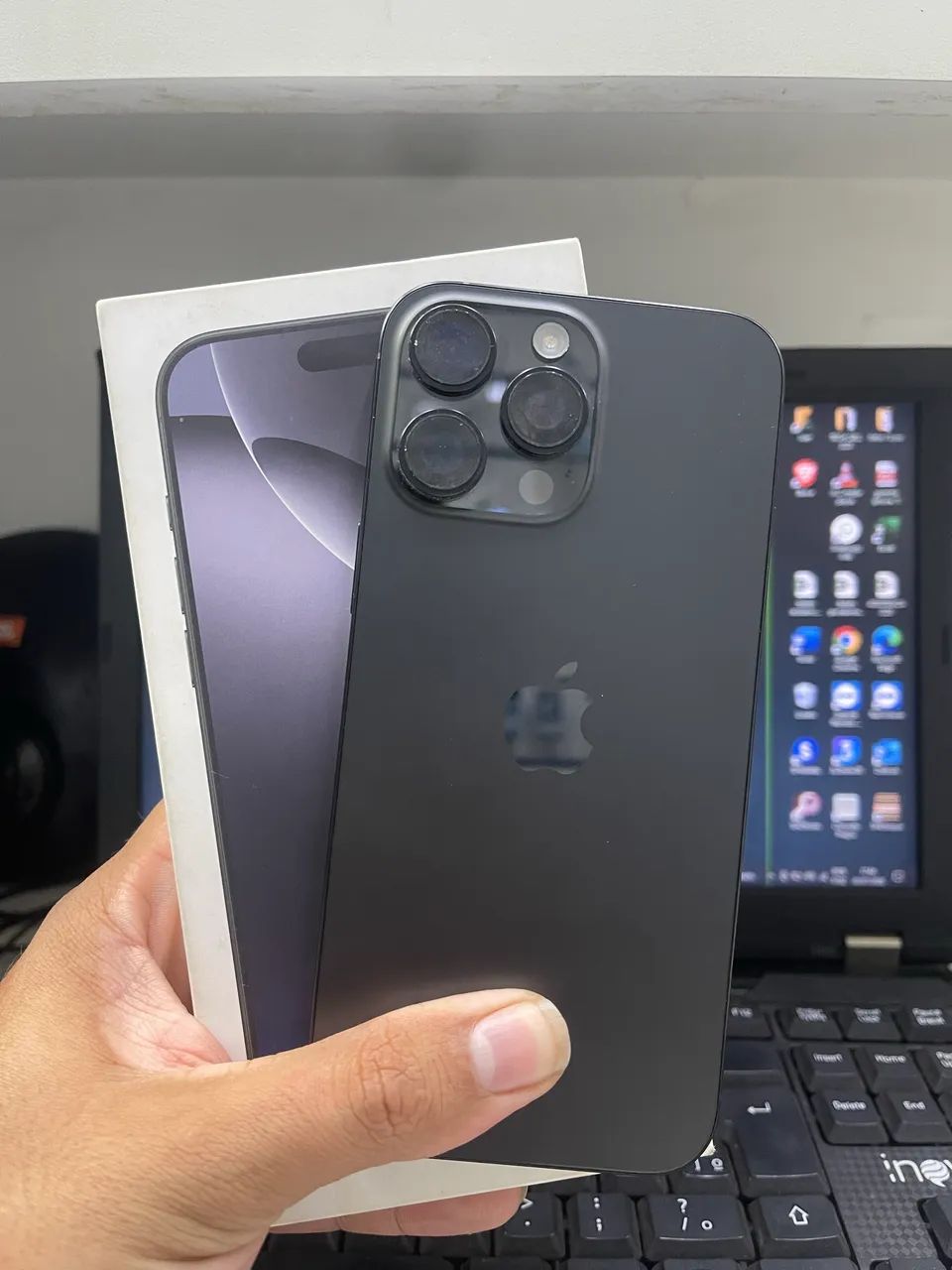 iPhone 16 pro Max 