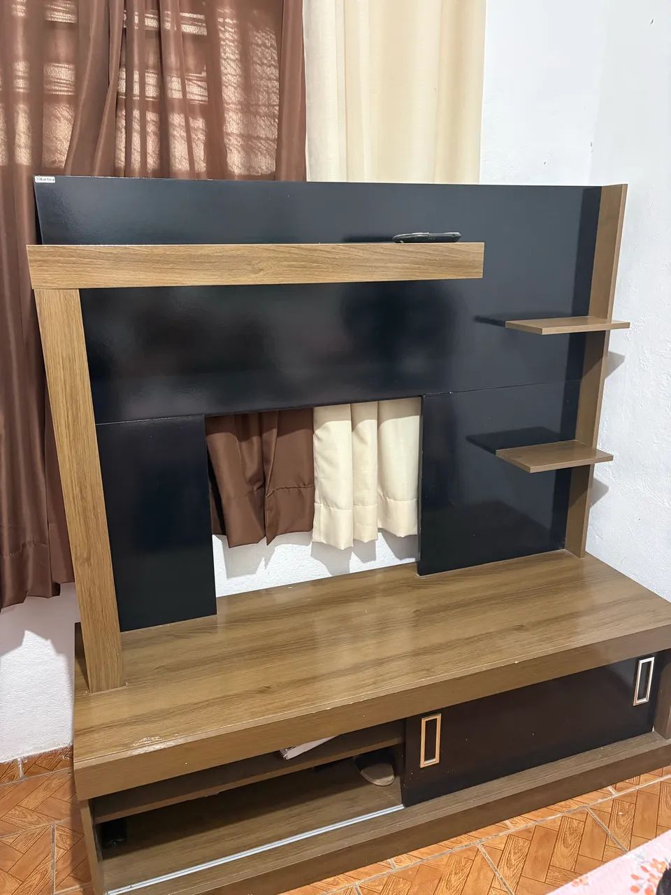 Shelf465543252369090560