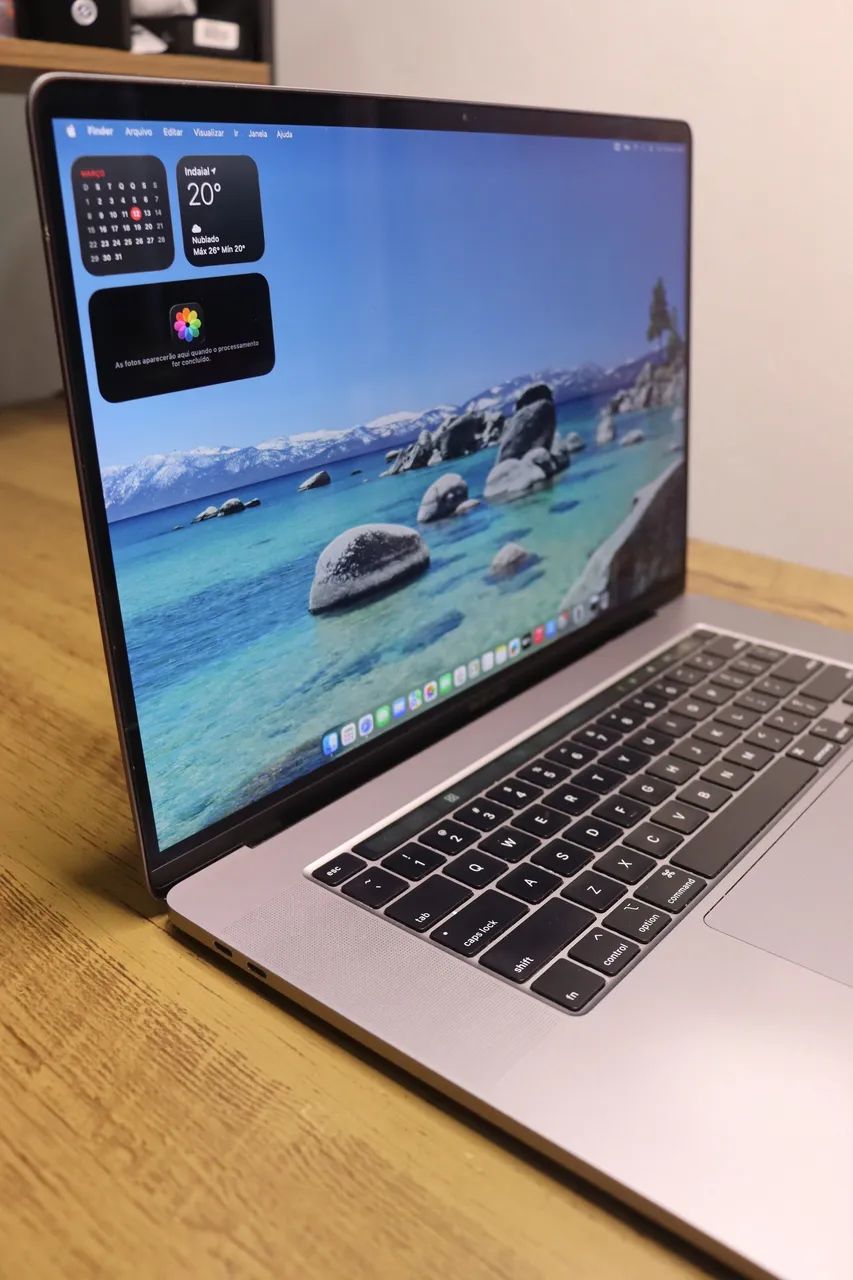 Macbook Pro 16 A2141 8C 40GB (32 ram 8 GPU) 2Tb SSD Radeon Pro