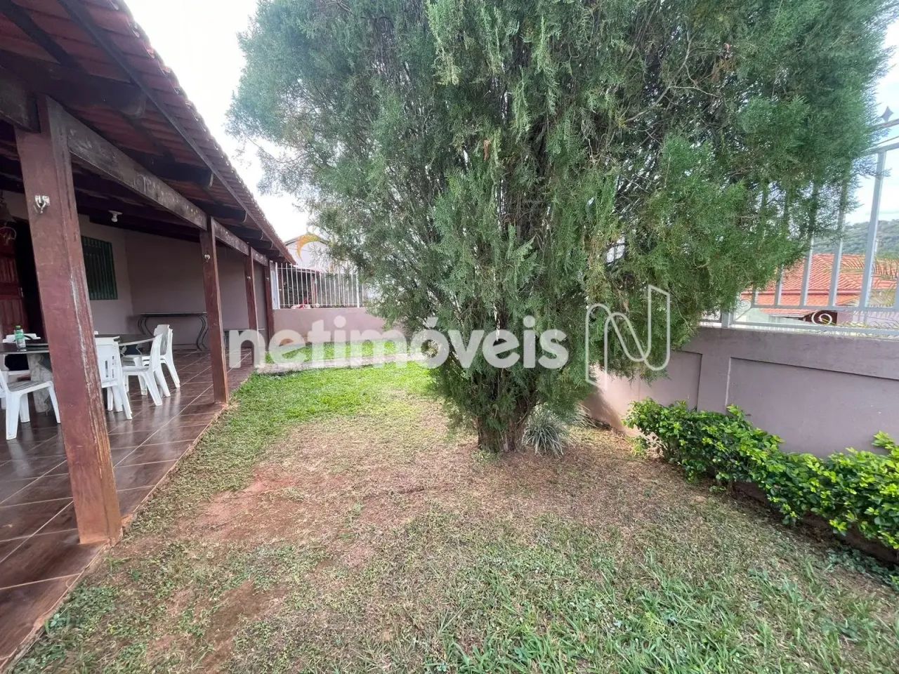 Casa em terreno de 700,00m²; no Centro de Onça do Pitangui/MG - Foto 3
