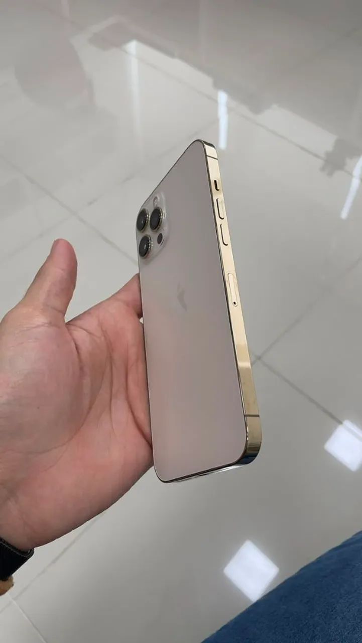iPhone 12 pro max 512 GB Gold - Celulares e Smartphones - Centro