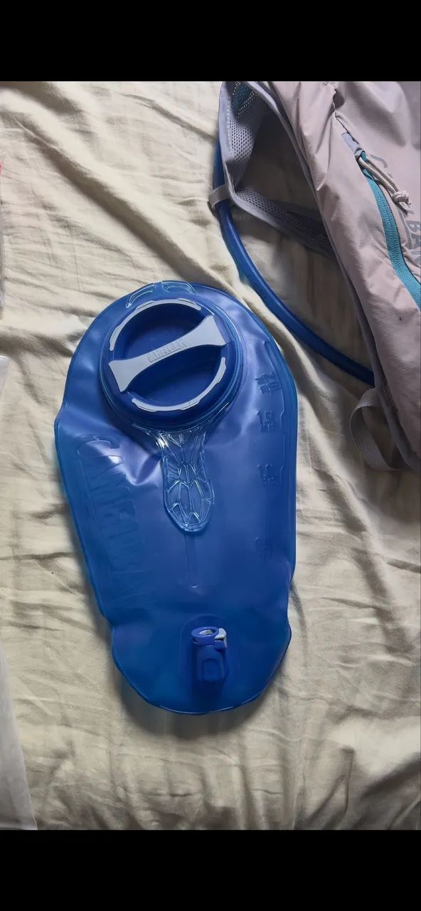 Camelback Classic air support de 2 litros - Foto 4
