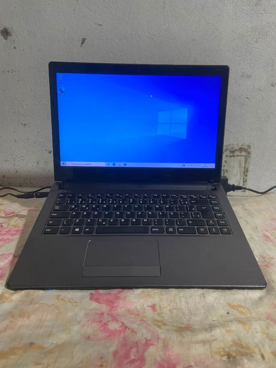 NOTEBOOK  I3 4 GERAÇÃO  8GB  ACEITO CARTÃO DO GARANTIA  600$