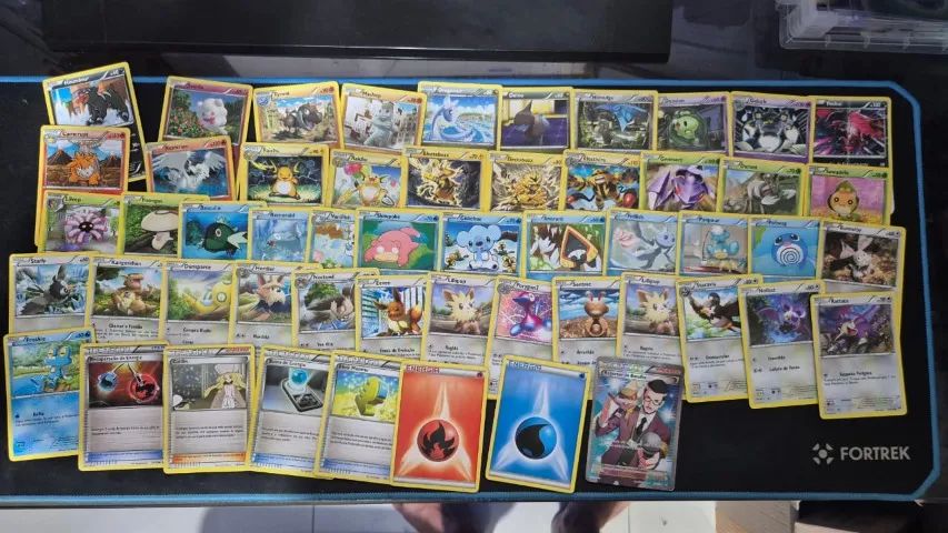 Lote de 50 cards pokemon usados - Foto 2