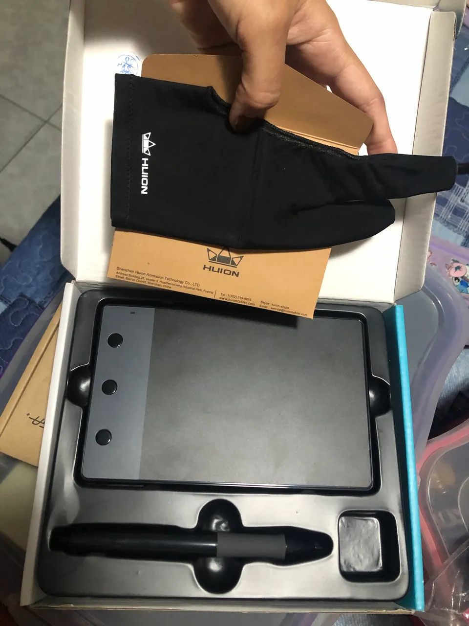 Mesa Digitalizadora Huion Com Caneta E Luva - NOVA Na Caixa (Nunca Usada)?