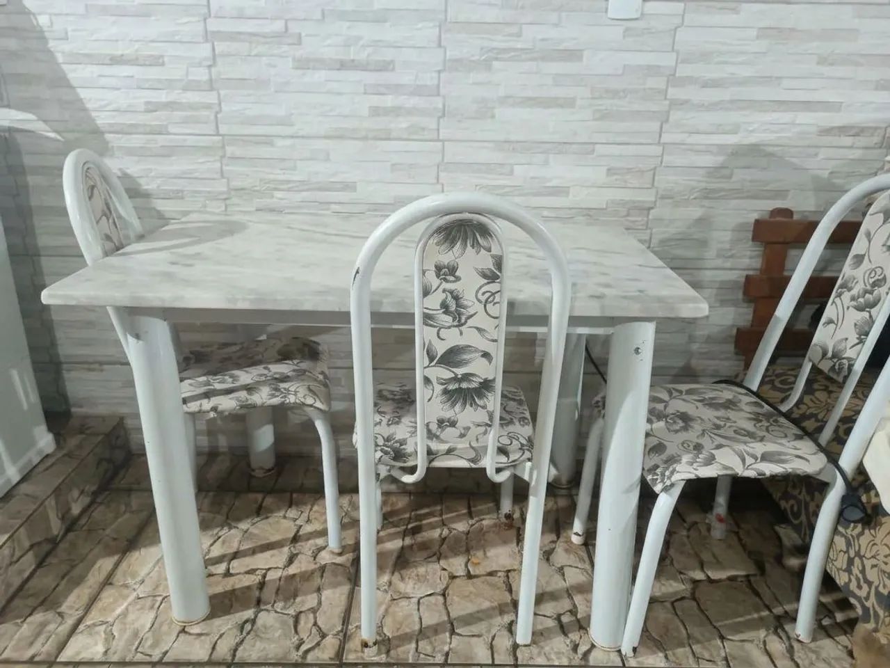 Mesa de 4 lugares
