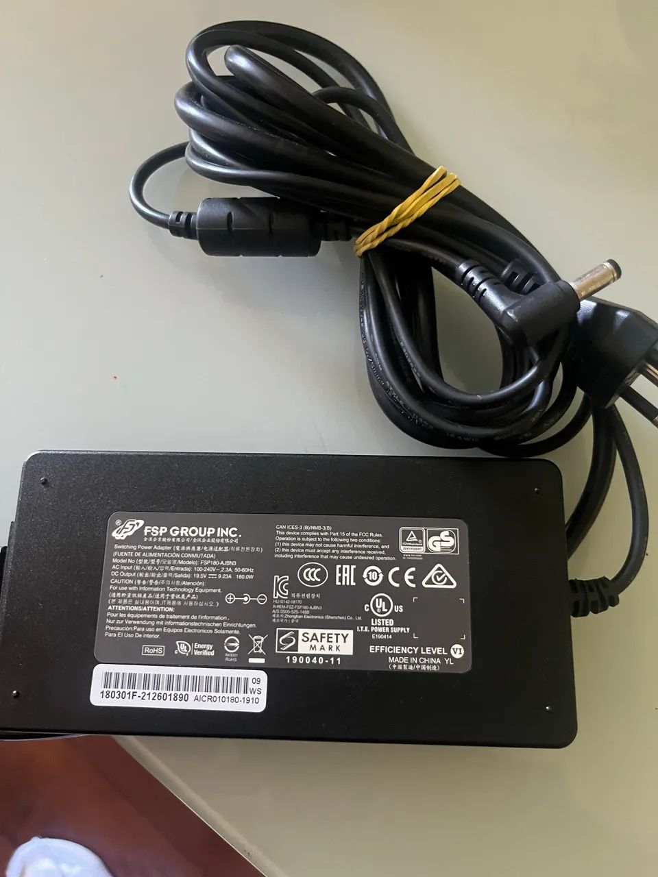 Fonte notebook AVELL