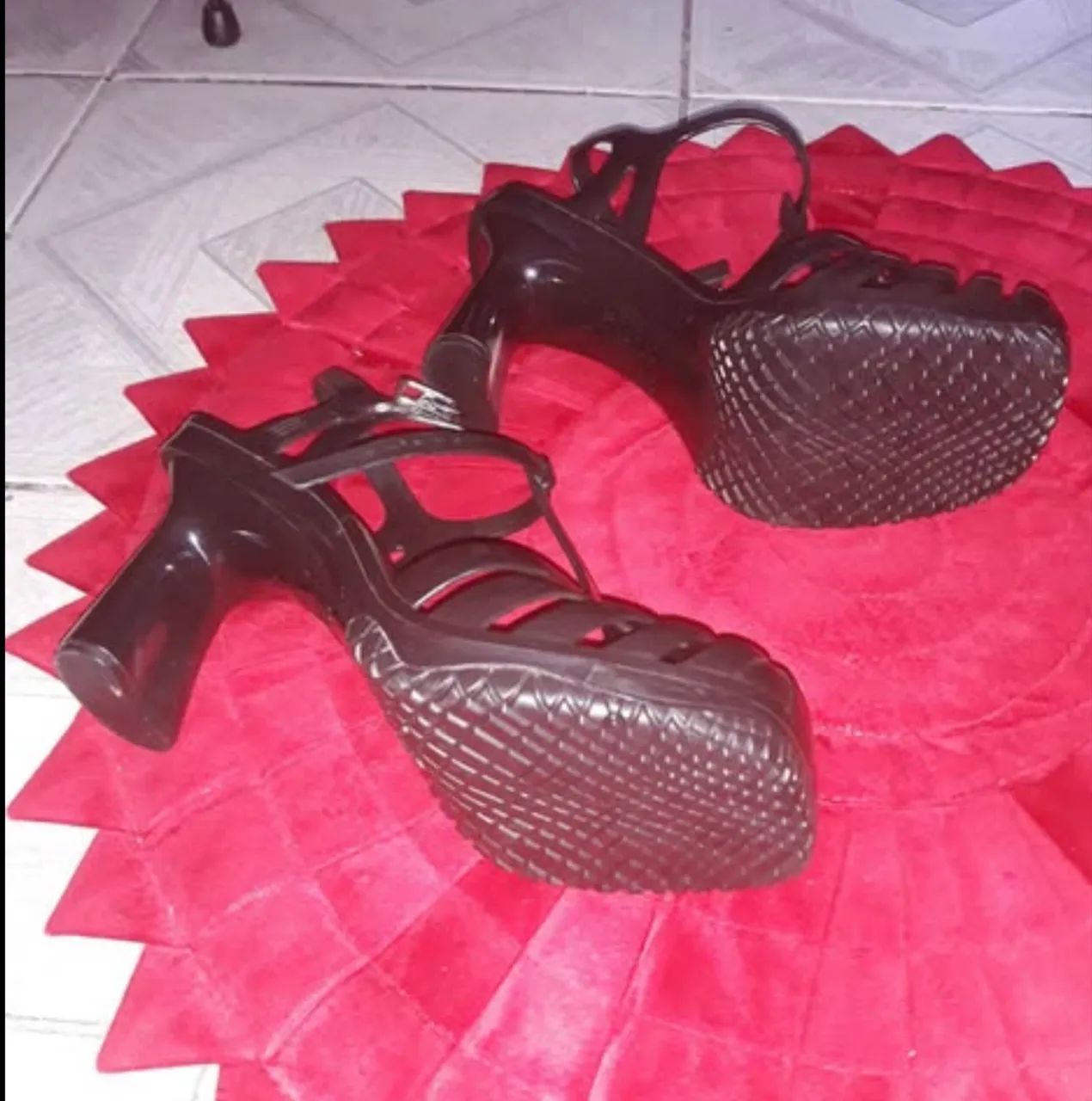 Vendo essas 3 Sandálias da Melissa Original  - Foto 5