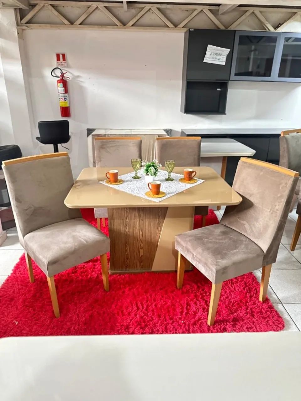 mesa 120x90  de 4 lugares com canto boleado a pronta entrega