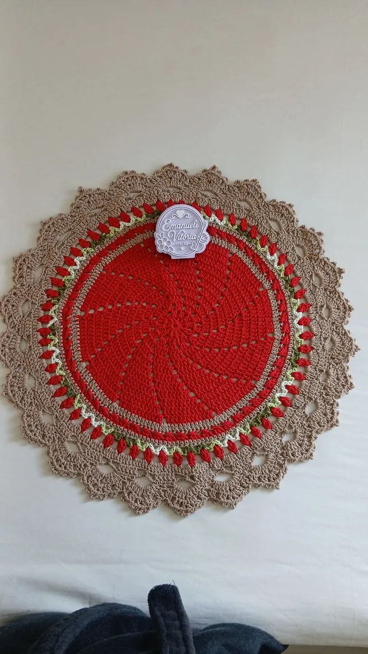 ? Centro de Mesa em Crochê Vermelho | Lindo e Artesanal ?