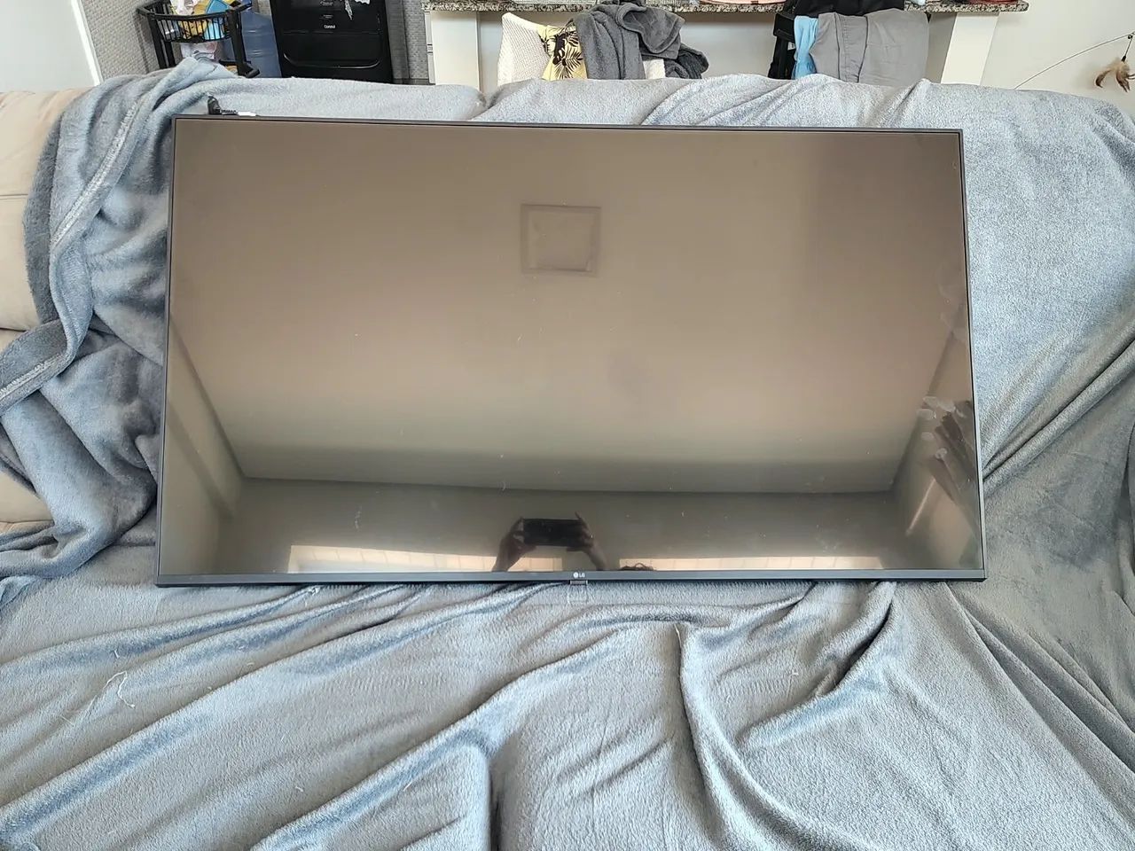 SMARTV LG 50 Pol LED (Display Quebrado)