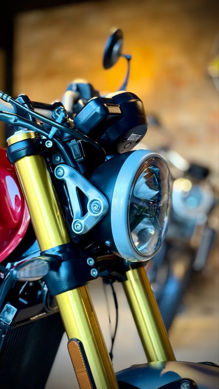 TRIUMPH SPEED 400 - Foto 5