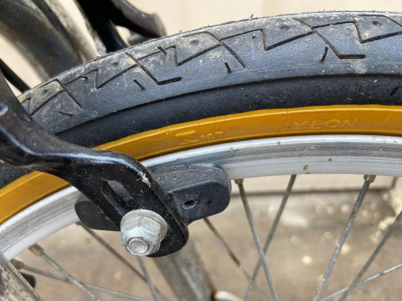 Bicicleta PISTON BULLY toda original  - Foto 3
