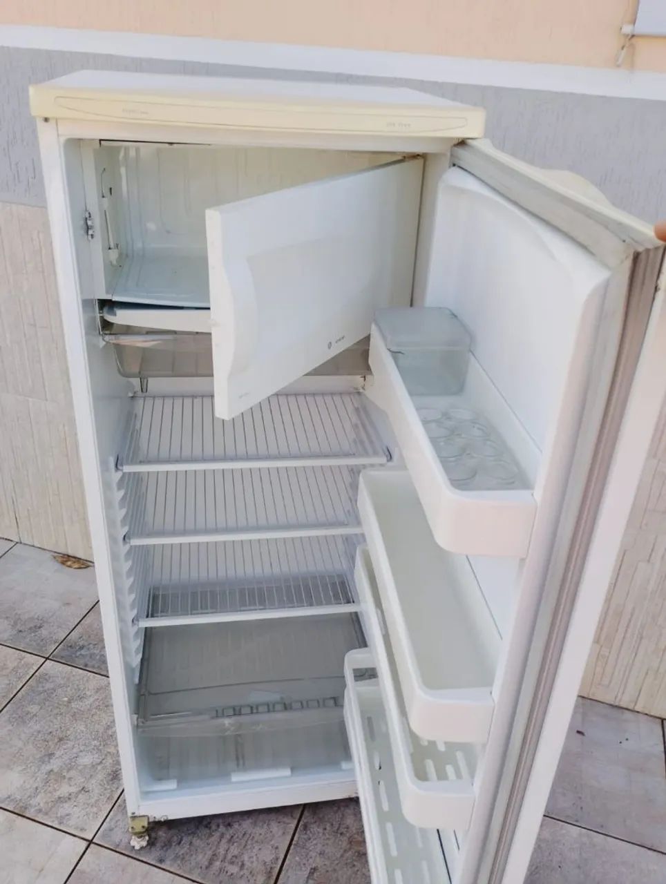 Geladeira cce 300 litros  - Foto 4