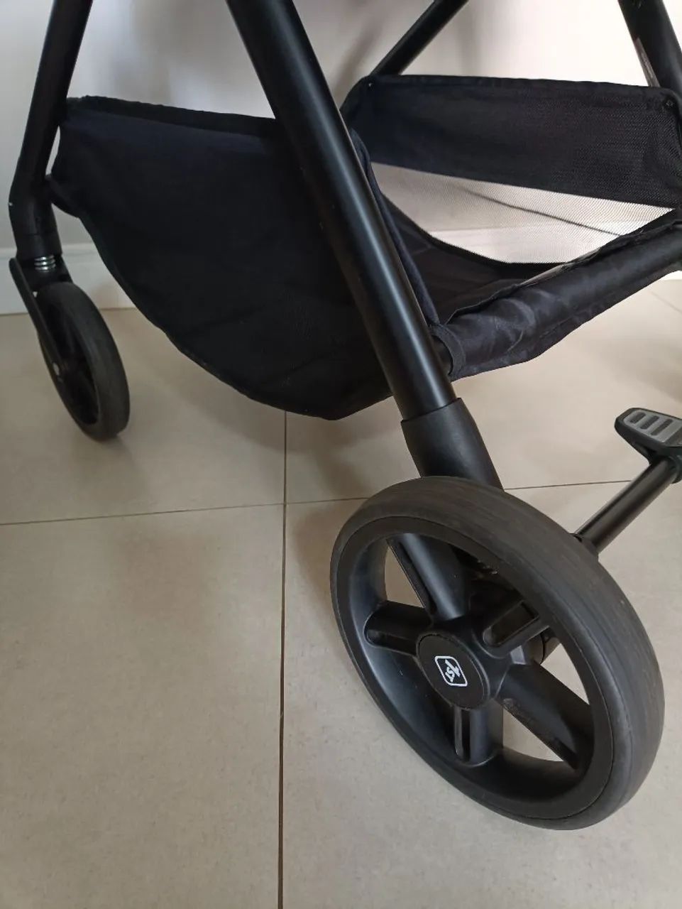 Carrinho de bebê Safety 1st modelo Magnific  - Foto 3