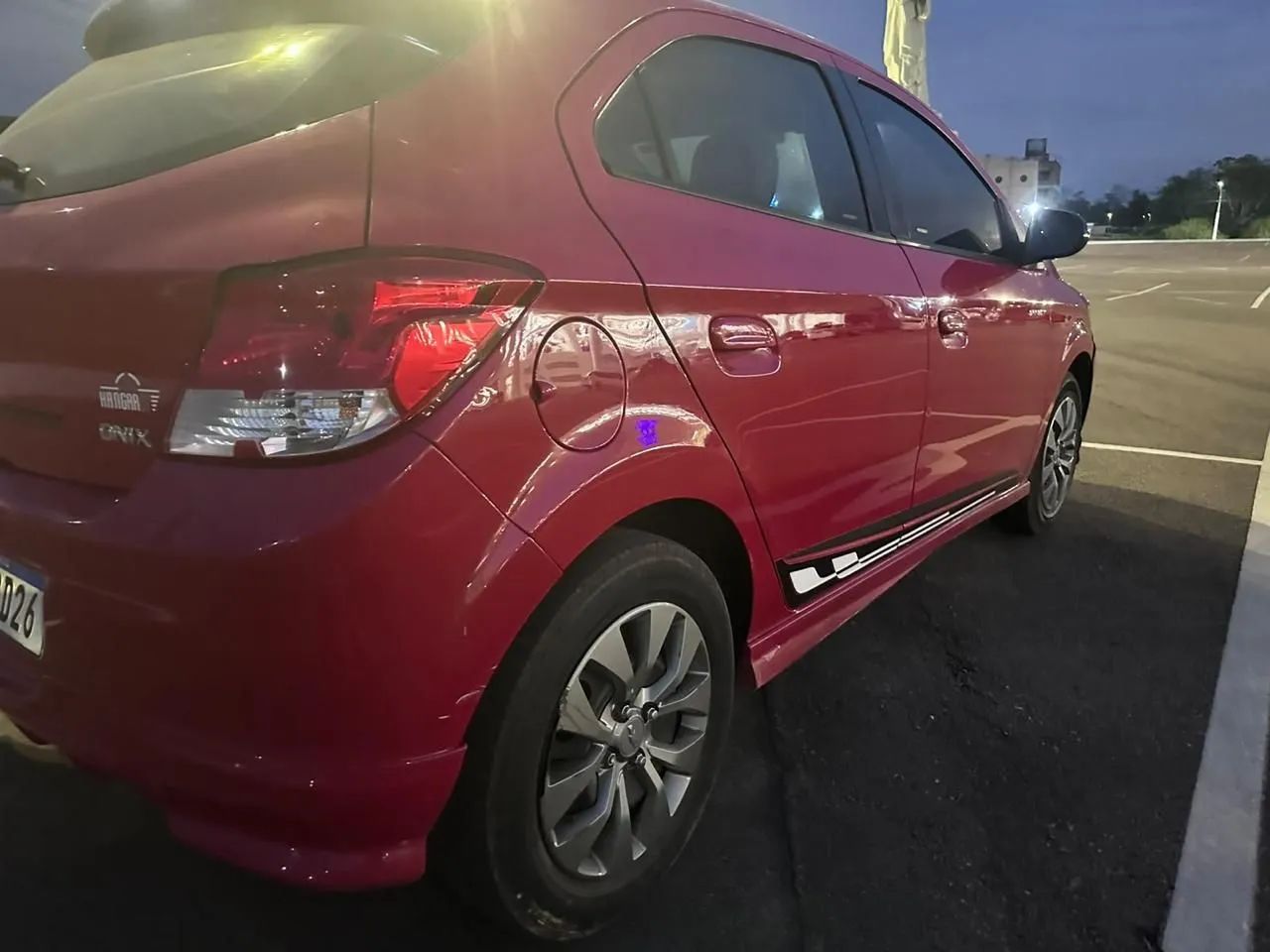 Chevrolet Onix Hatch Effect 1.4 8V Flex Power Mec. 4P 2016 - Foto 4