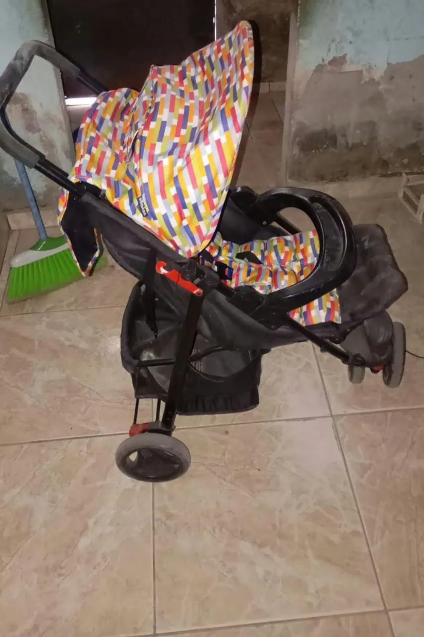 Vendo esse carrinho de bebê  - Foto 5