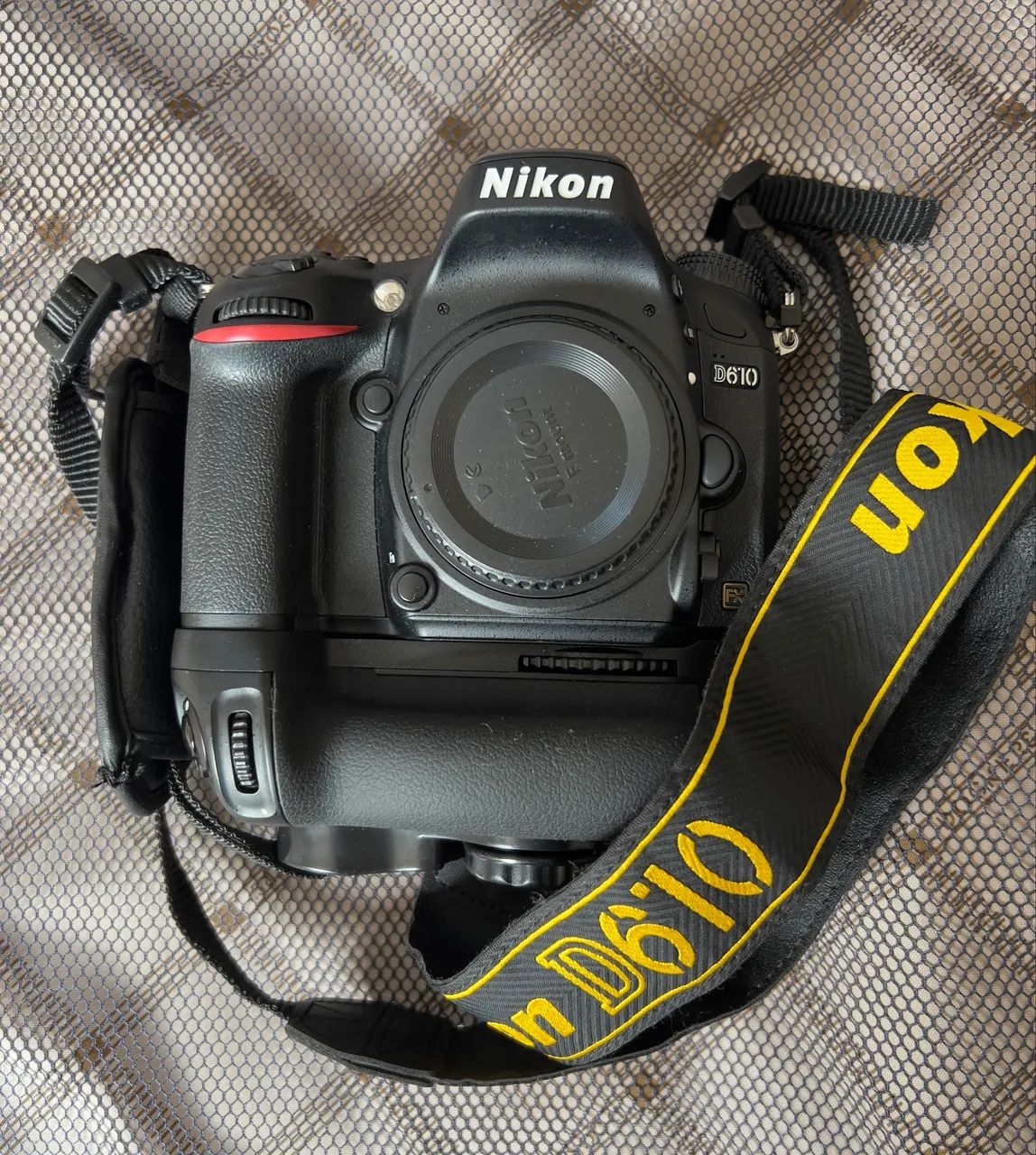 Câmera NIKON D610 - Foto 2