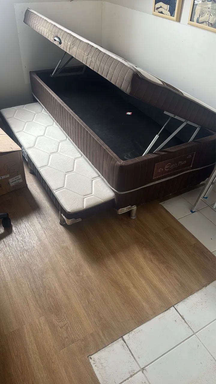 Cama